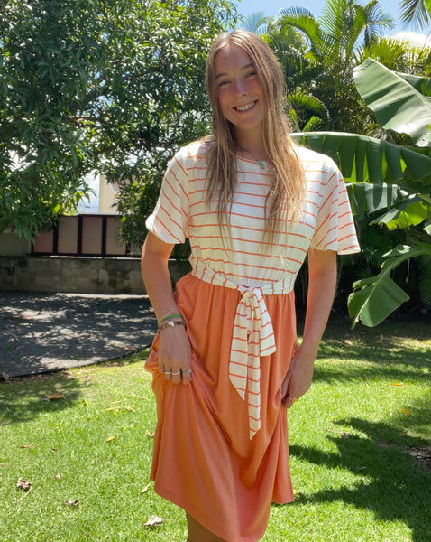 MEROKEETY Striped Tie Waist Swing Midi Dress