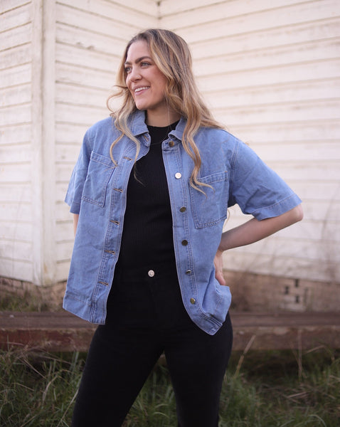MEROKEETY Short Sleeve Collared Button Down Denim Shirt